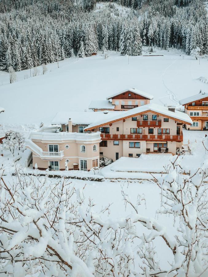 Отель Gaestehaus Eder Санкт-Мартин-ам-Тенненгебирге Экстерьер фото